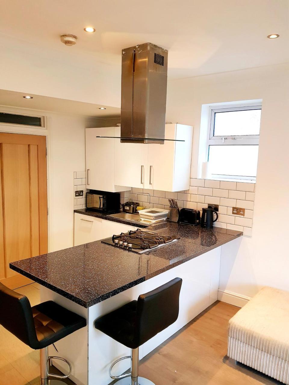 Cogie Abode Bed and Breakfast Enfield Εξωτερικό φωτογραφία